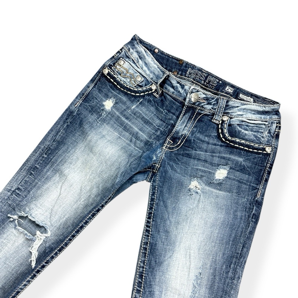 Miss Me Women's Ankle Cropped Jeans Distressed Embroidered Size 29 Blue Denim - Picture 6 of 15